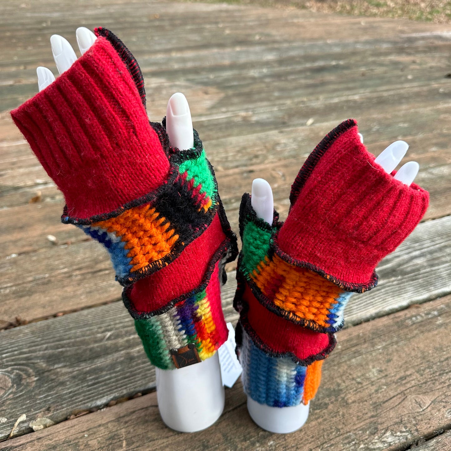 bold chunky wool fingerless mittens