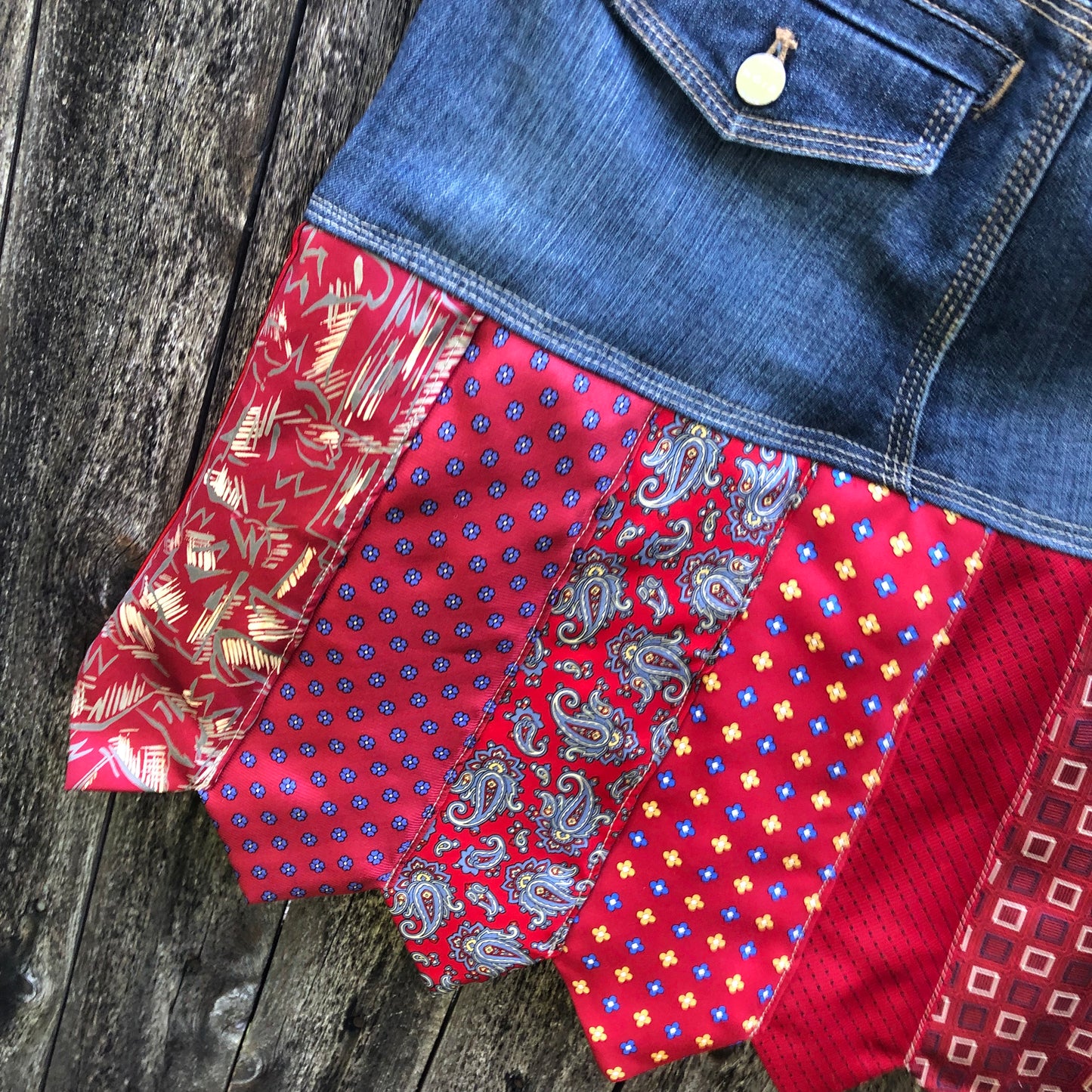hot reds jumping frogs denim + tie skirt, (size 0/2)