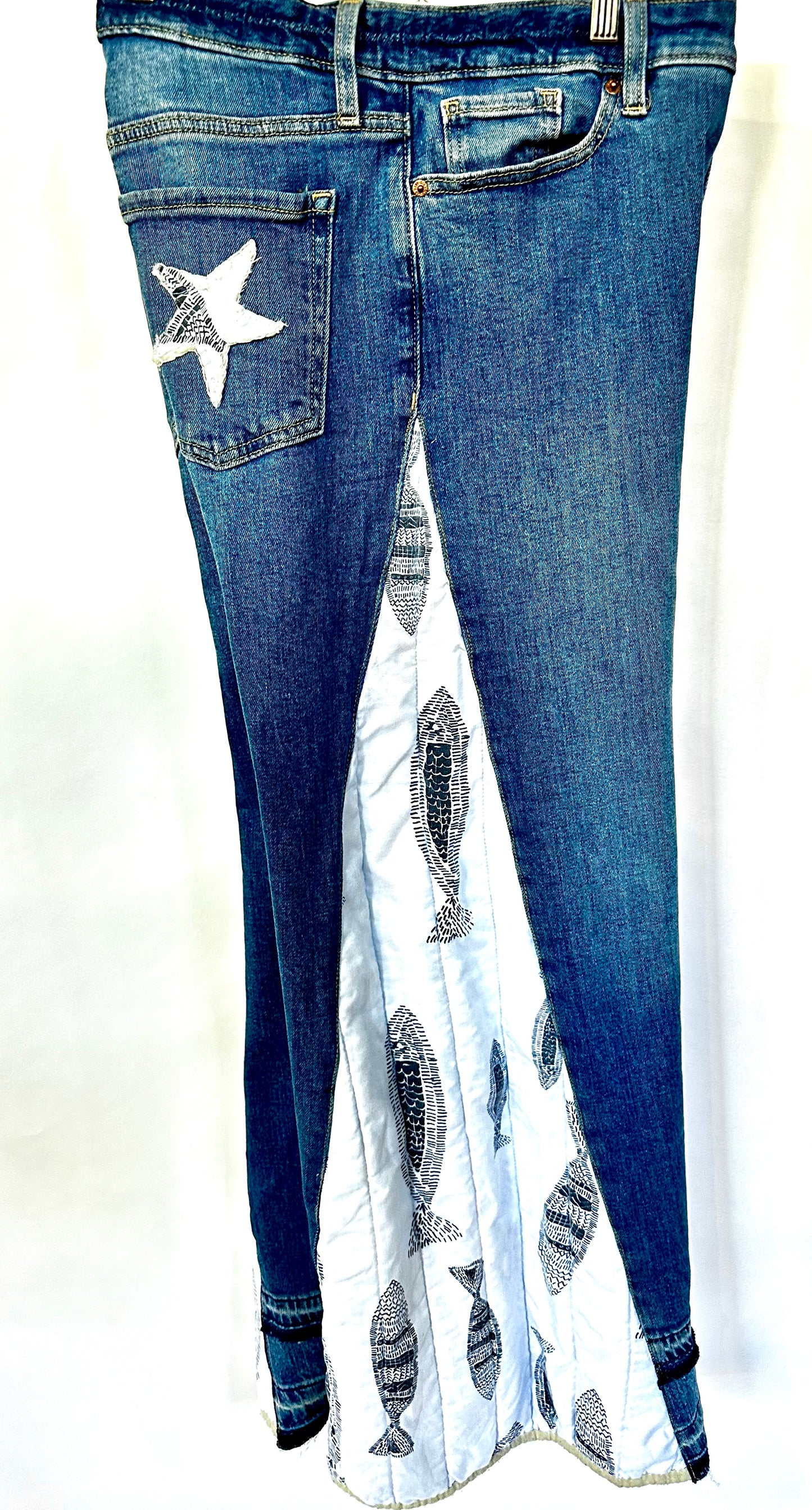 just keep swimming quilted bell bottoms [10/30] l