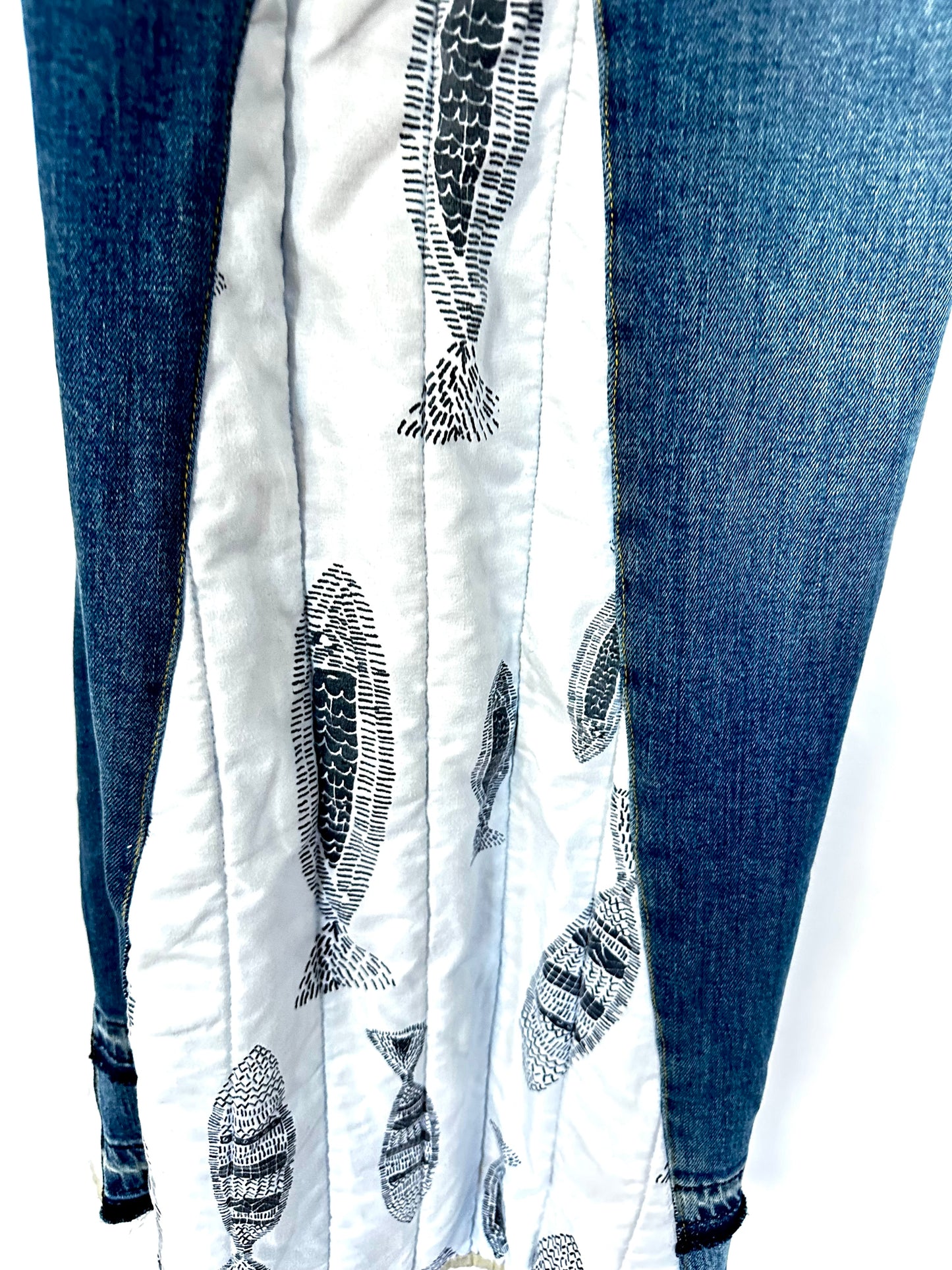 just keep swimming quilted bell bottoms [10/30] l