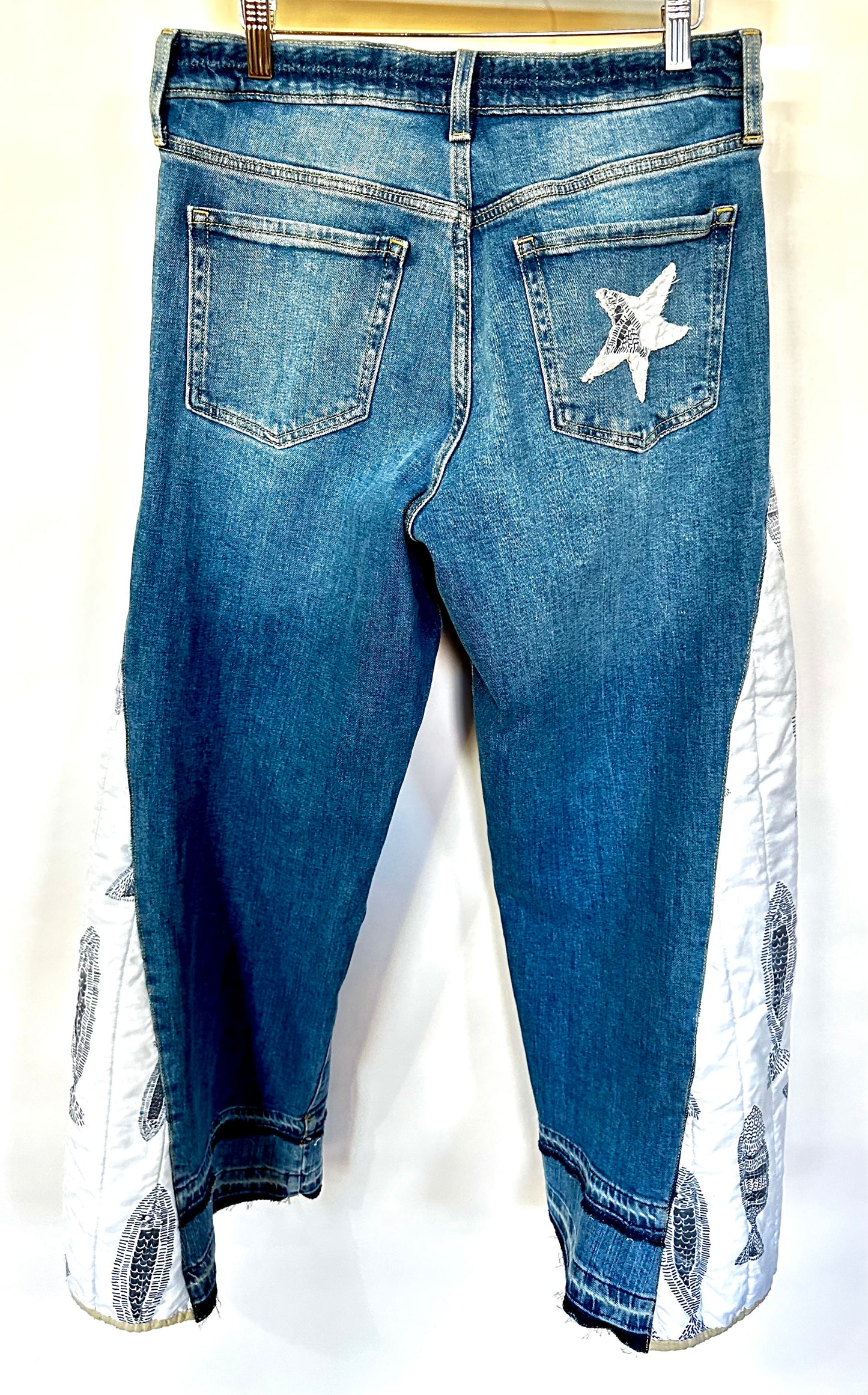 just keep swimming quilted bell bottoms [10/30] l