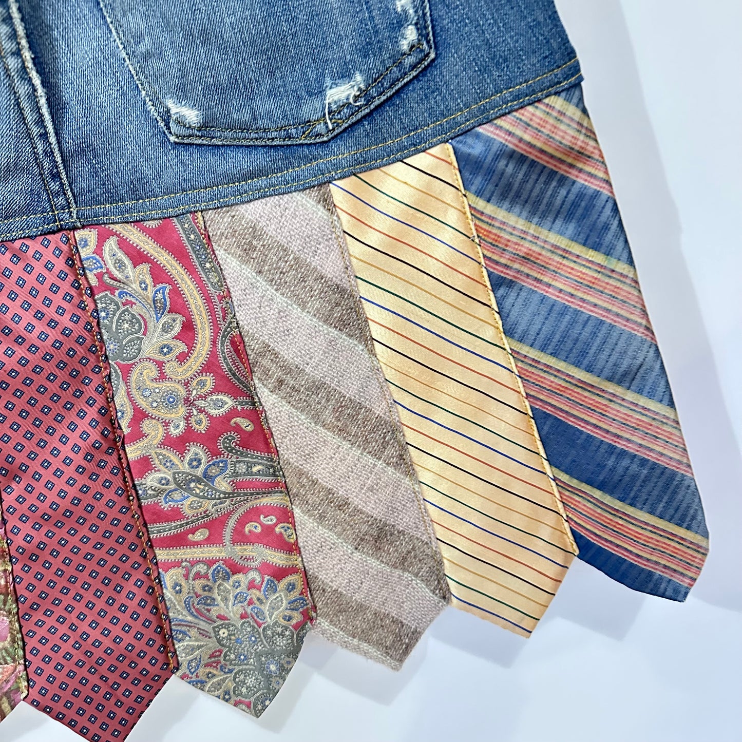 pastel tie + whiskered denim skirt [8/29]