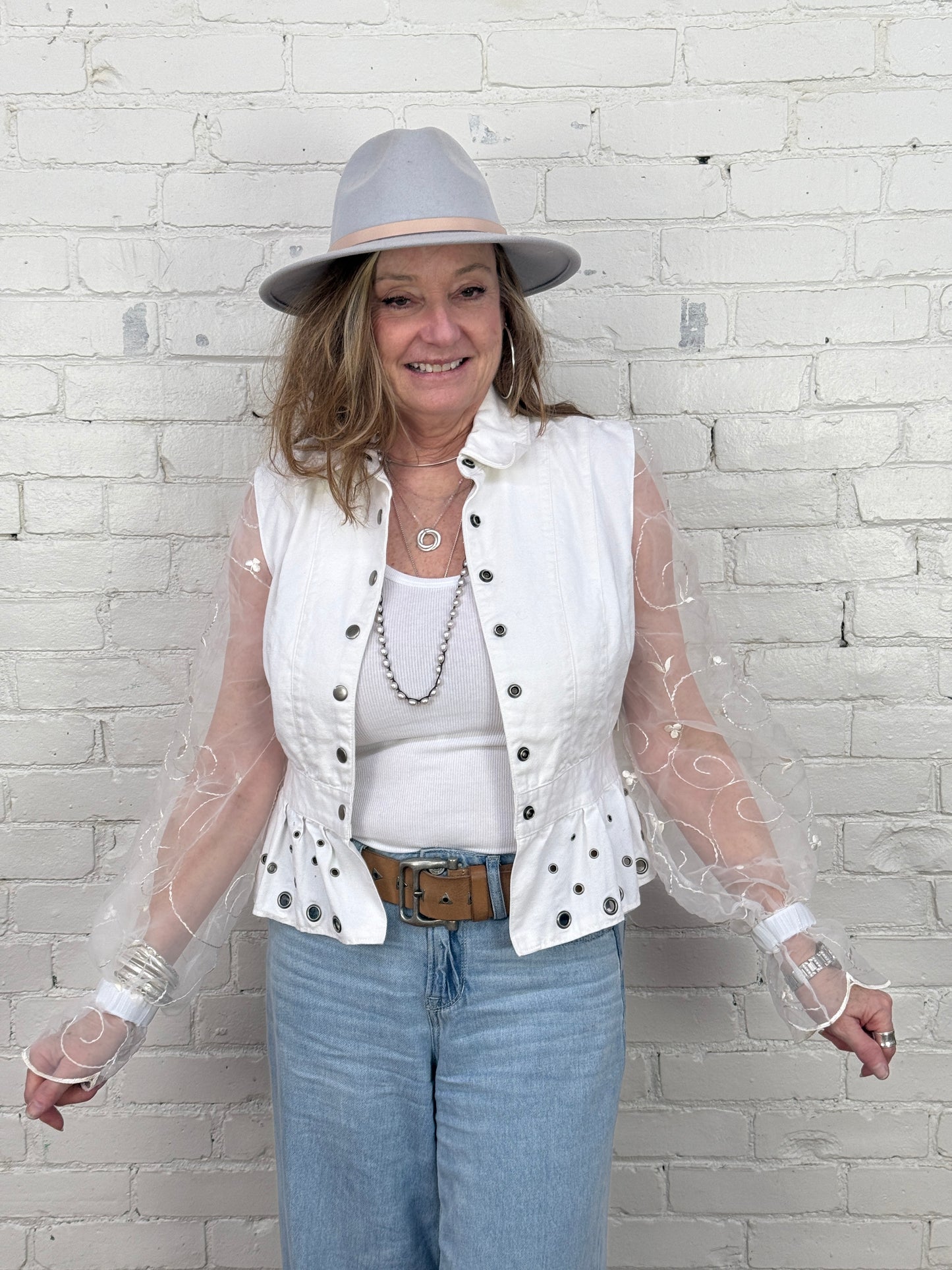 white on white grommeted peblum denim
