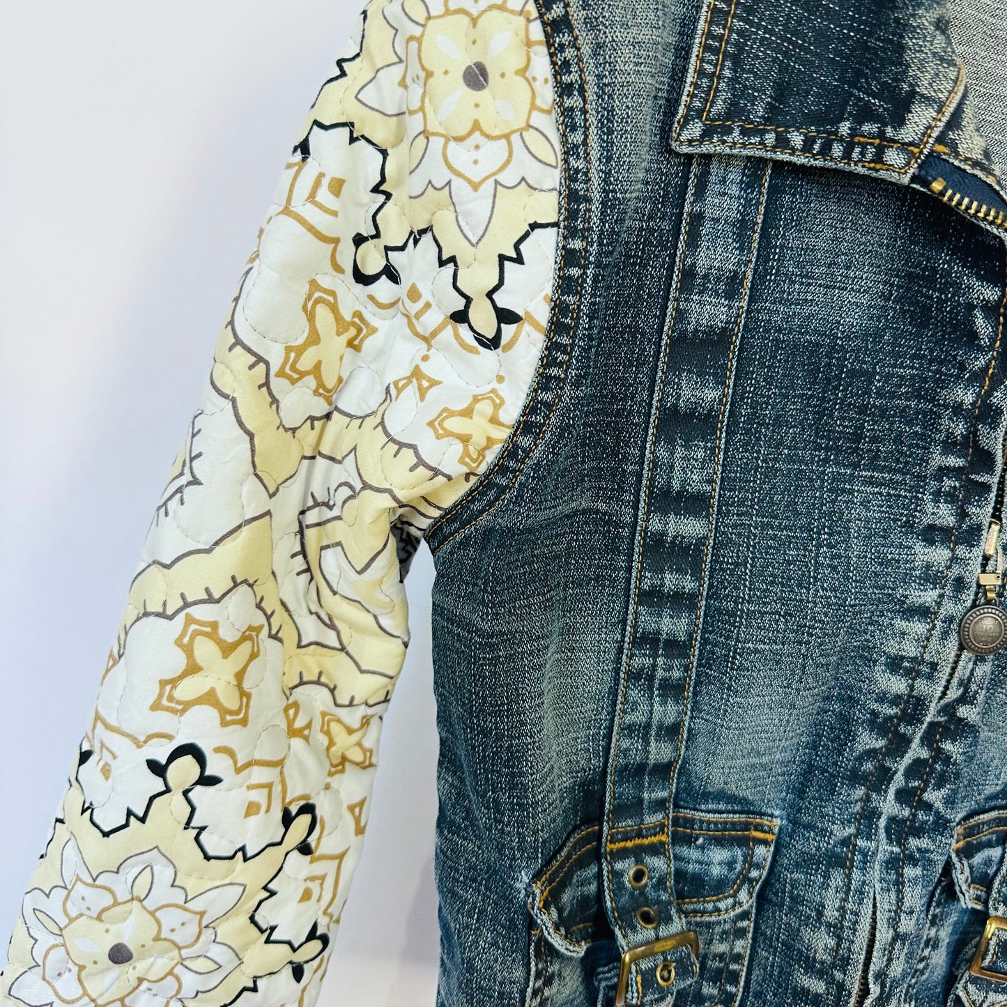 zip denim meets quilted sleeves [s]