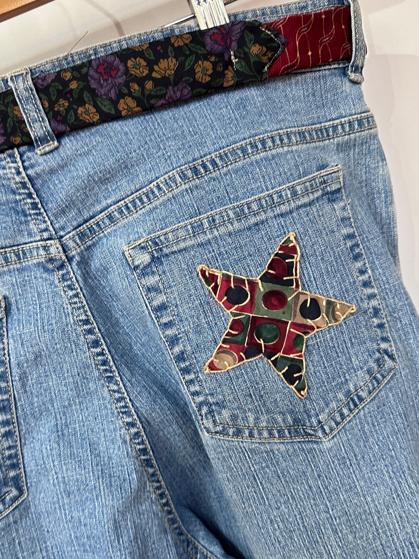 faded blue denim + crimson mirage necktie bells [14] short