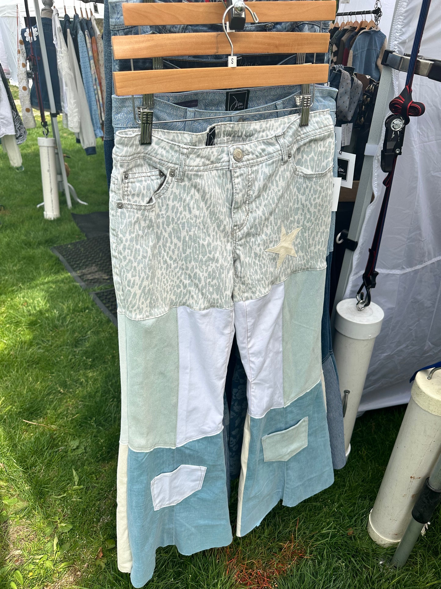 mid rise off white + light teal bell bottom jeans [6/28]