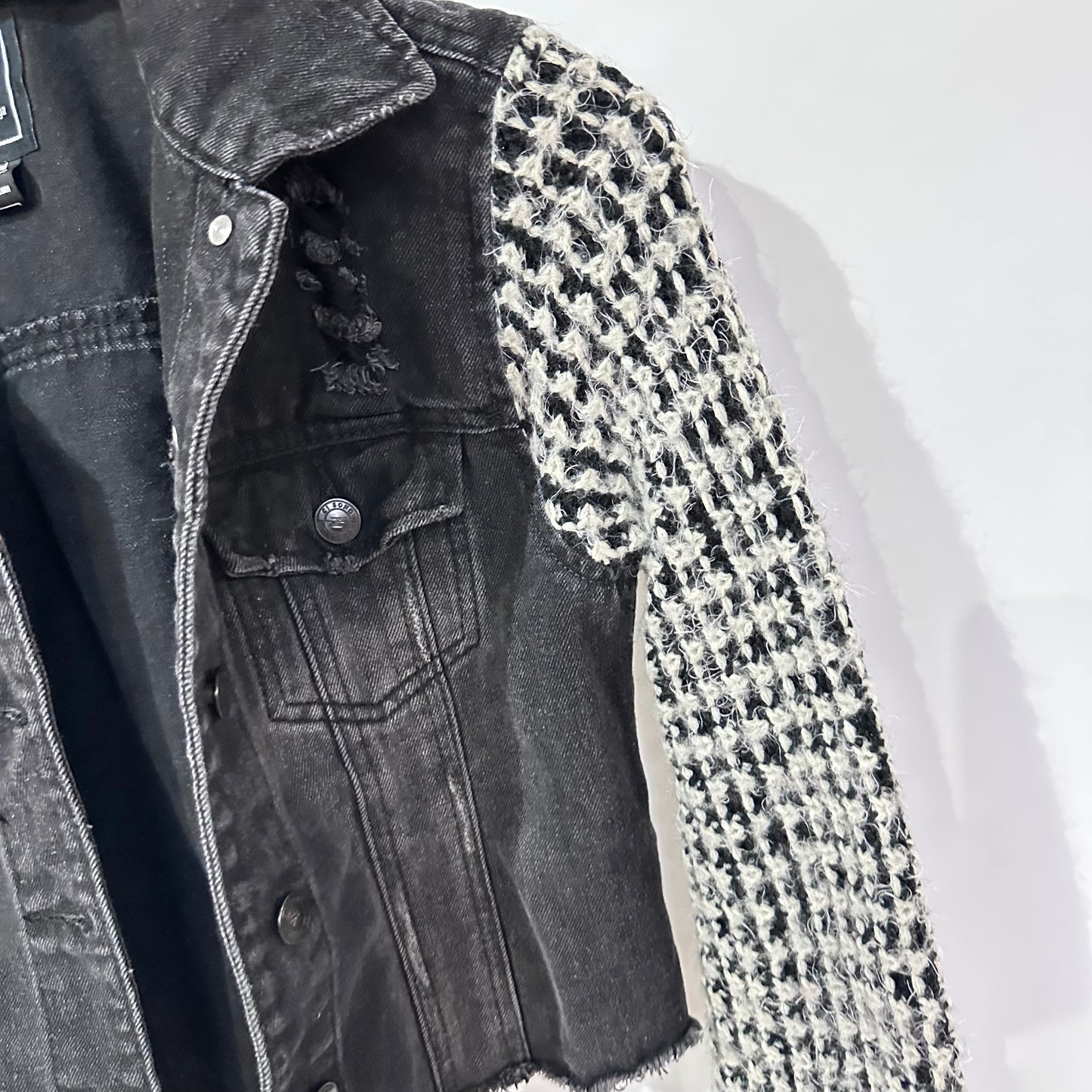 soft knit + distressed black denim [s]