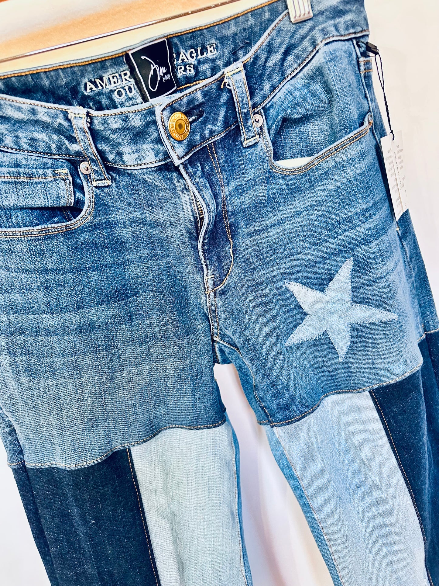 mid-lower rise blue + floral print bell bottom jeans [6/28]