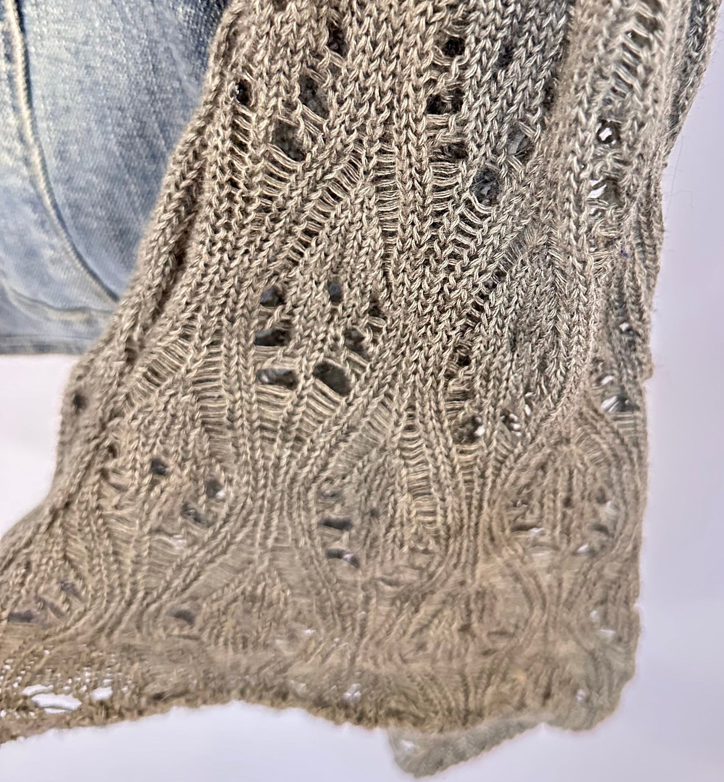 soft gray knit + distressed denim jacket [l/xl]