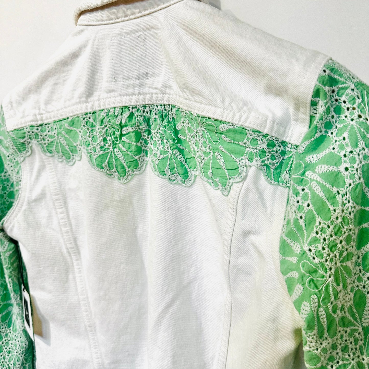 green + white eyelet denim jacket [s]