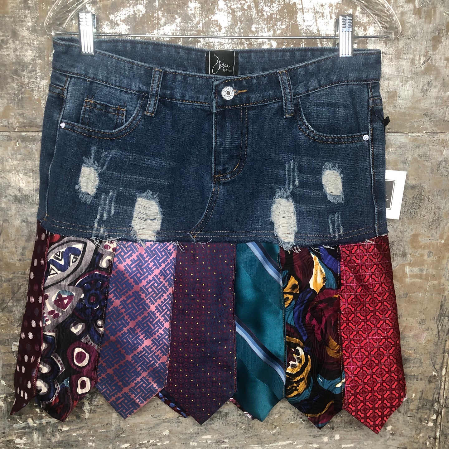 hear no evil, see no evil tie skirt, (size 6-8)