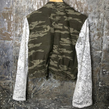 Load image into Gallery viewer, soft camo + white lace rag bottom jacket
