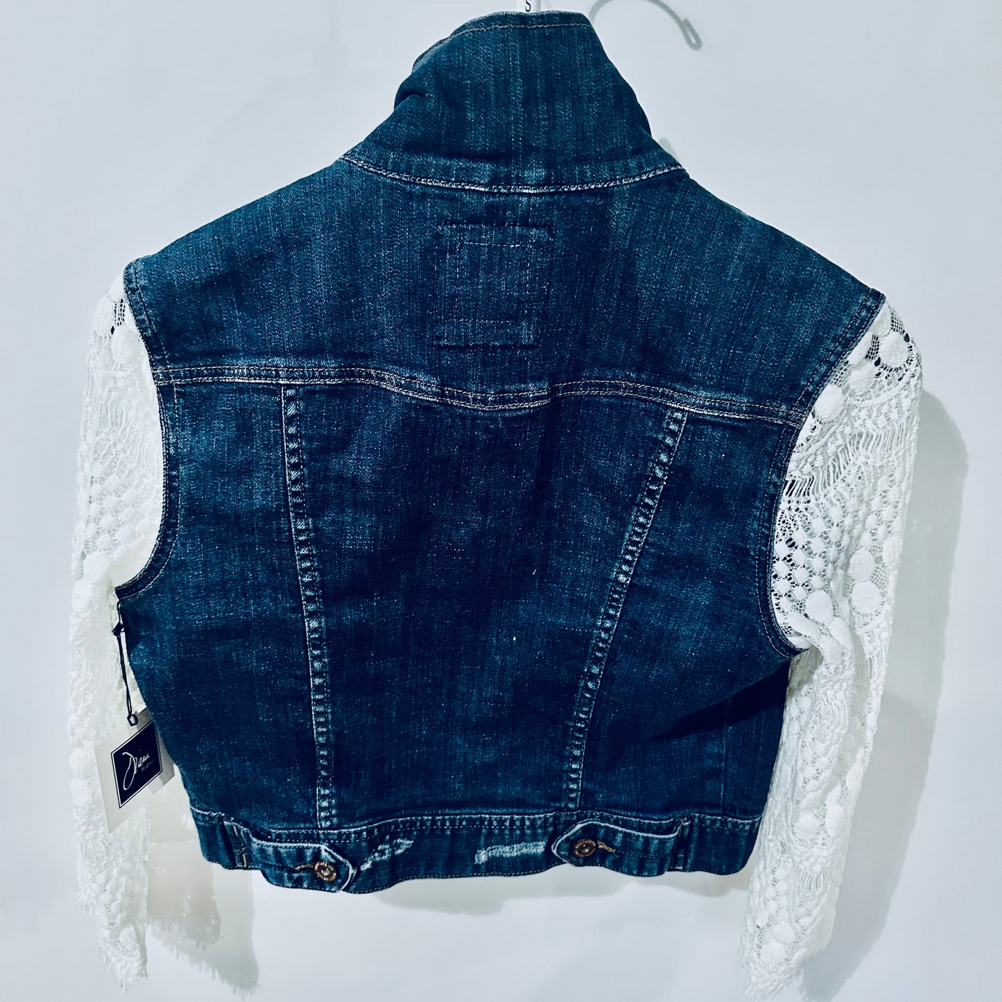 white lace + classic blue denim jacket [s]