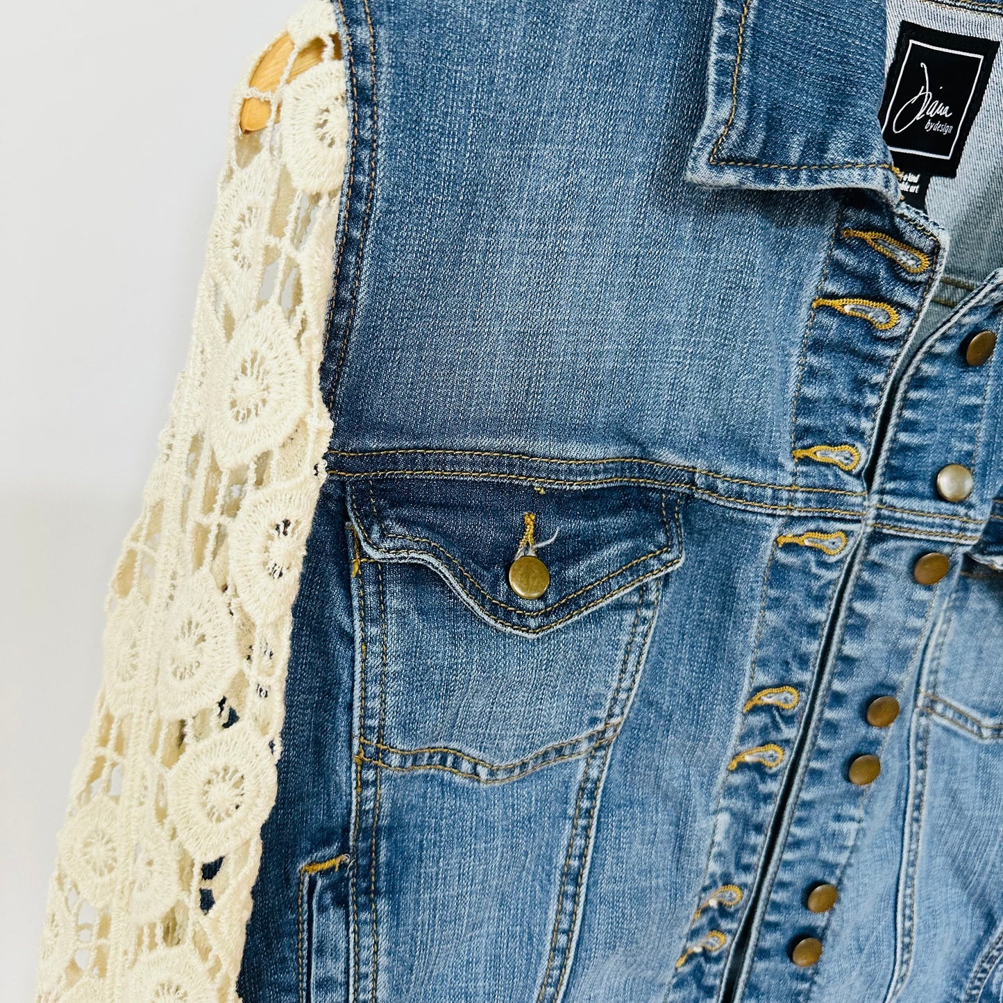 ivory crochet, long fringe + blue denim jacket [m]