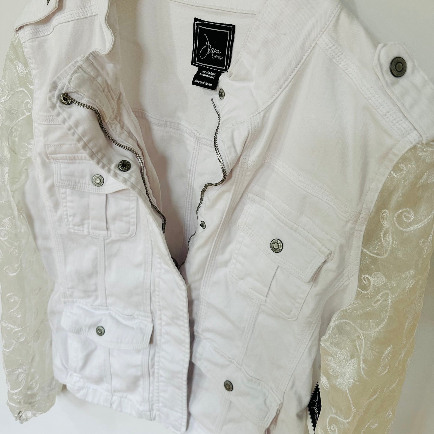 white on white cargo jacket with sheer sleeves [m/l]