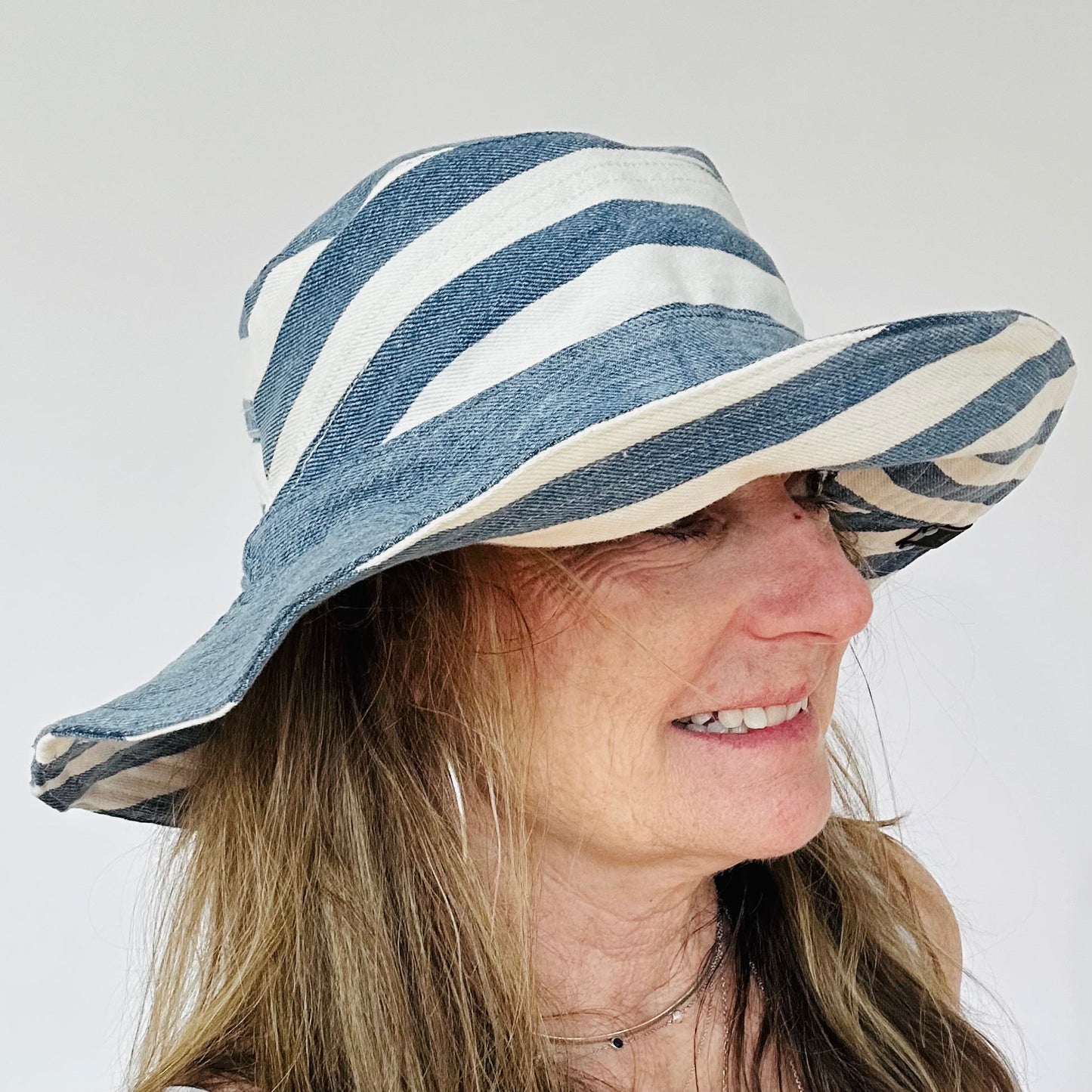 bold stripes reversible denim sunhat hat [s/m]