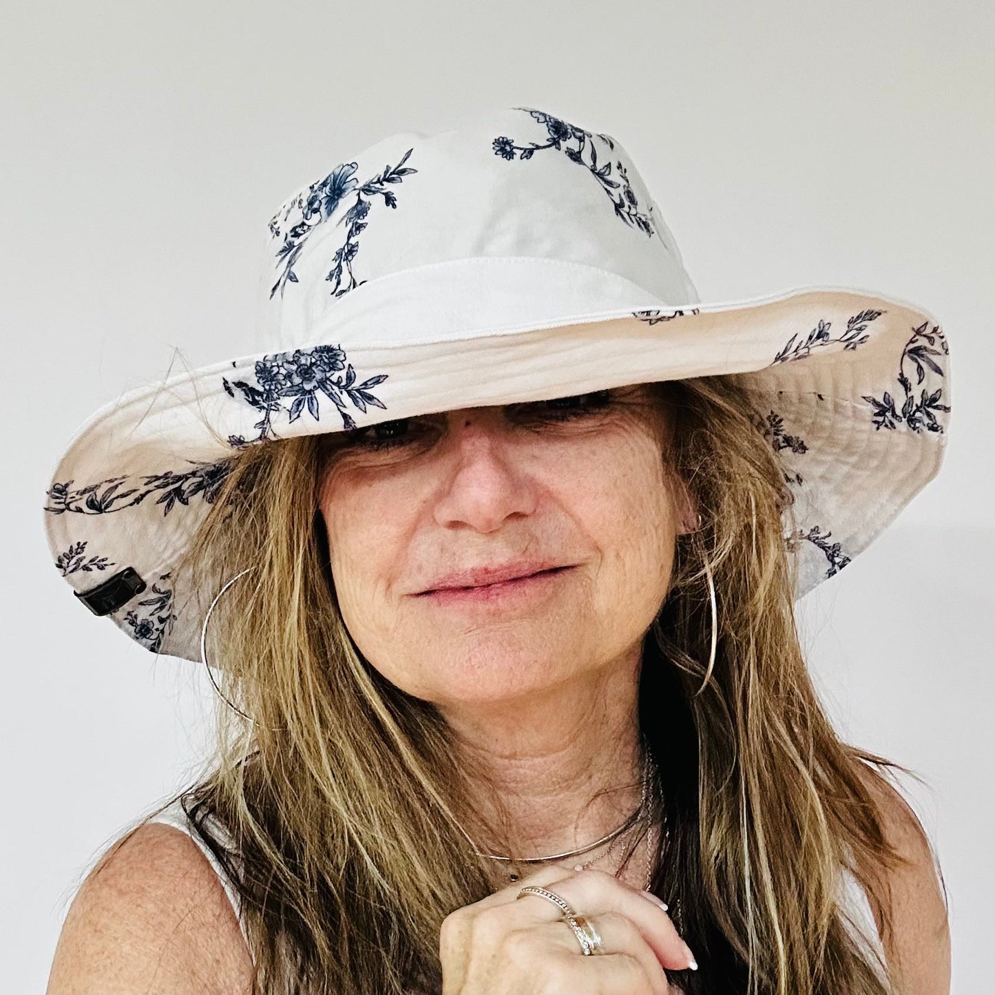 white + floral reversible denim sunhat hat [s/m]