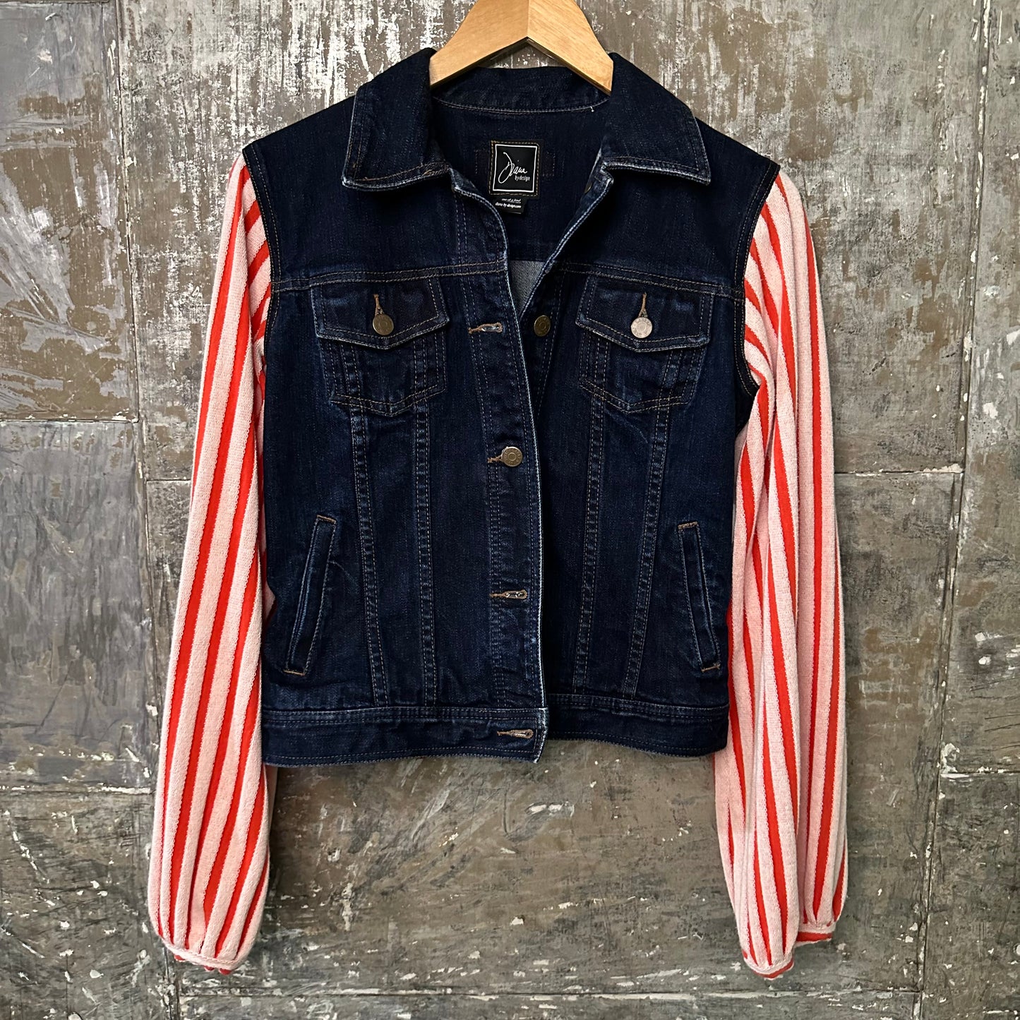 creamsicle stripe sleeved dark denim jacket [m]