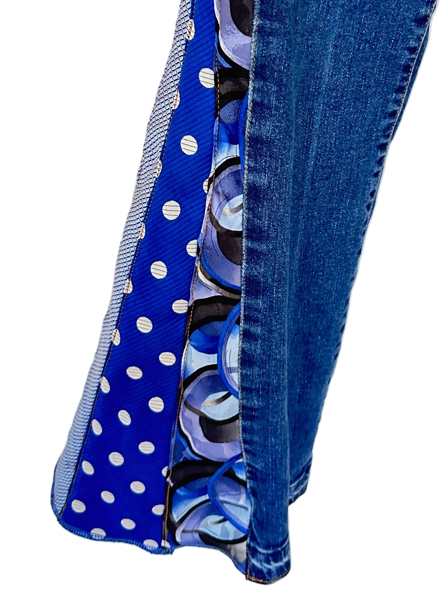 blue on blue denim + necktie bells [00/24] short
