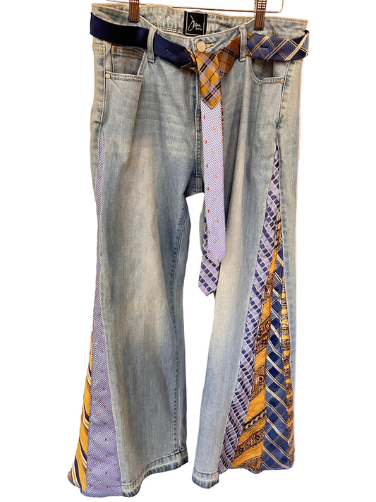 washed blue denim + golden necktie bells [10/30] short