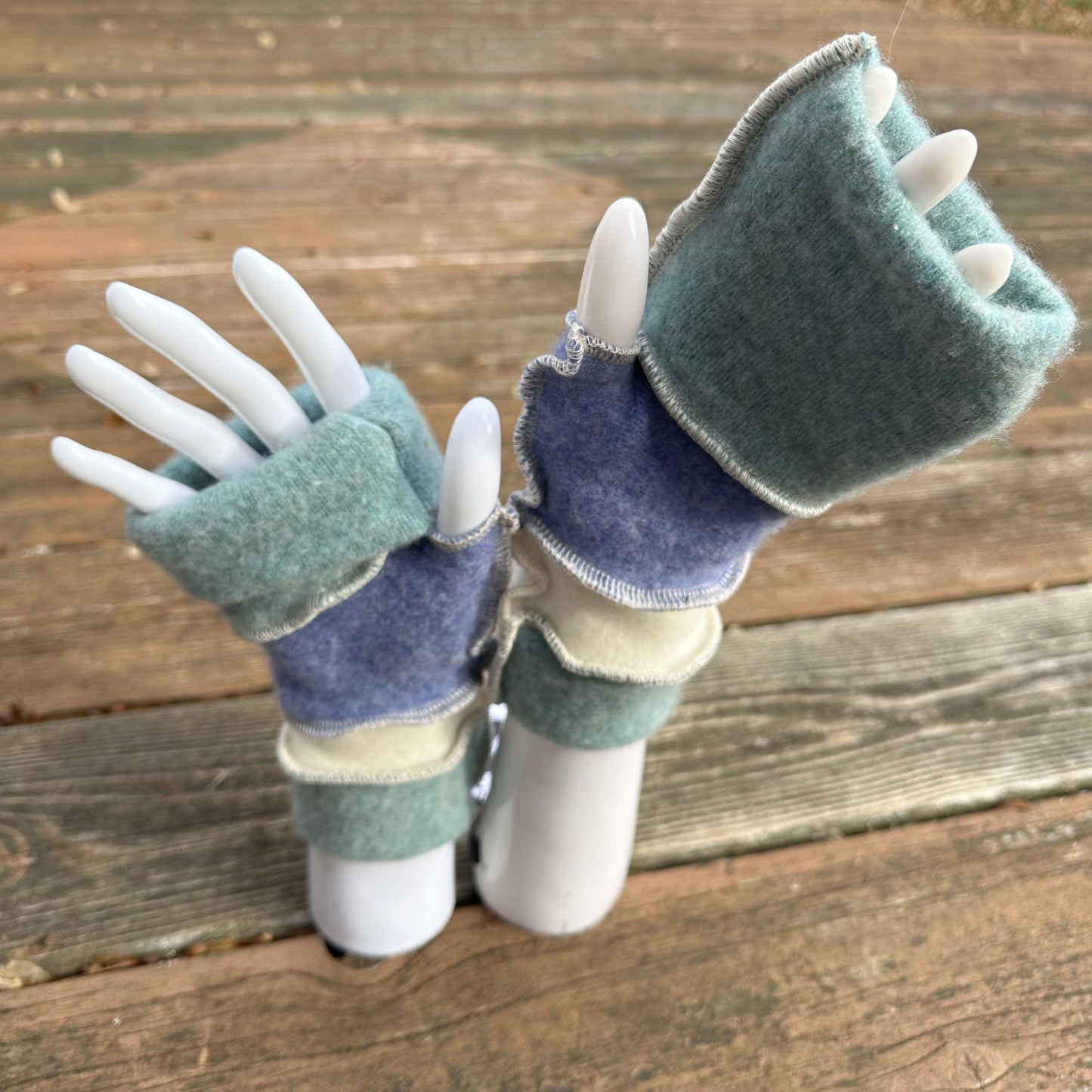 gorgeous soft cashmere fingerless mittens