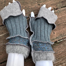Load image into Gallery viewer, gray + aqua felted fingerless mittens
