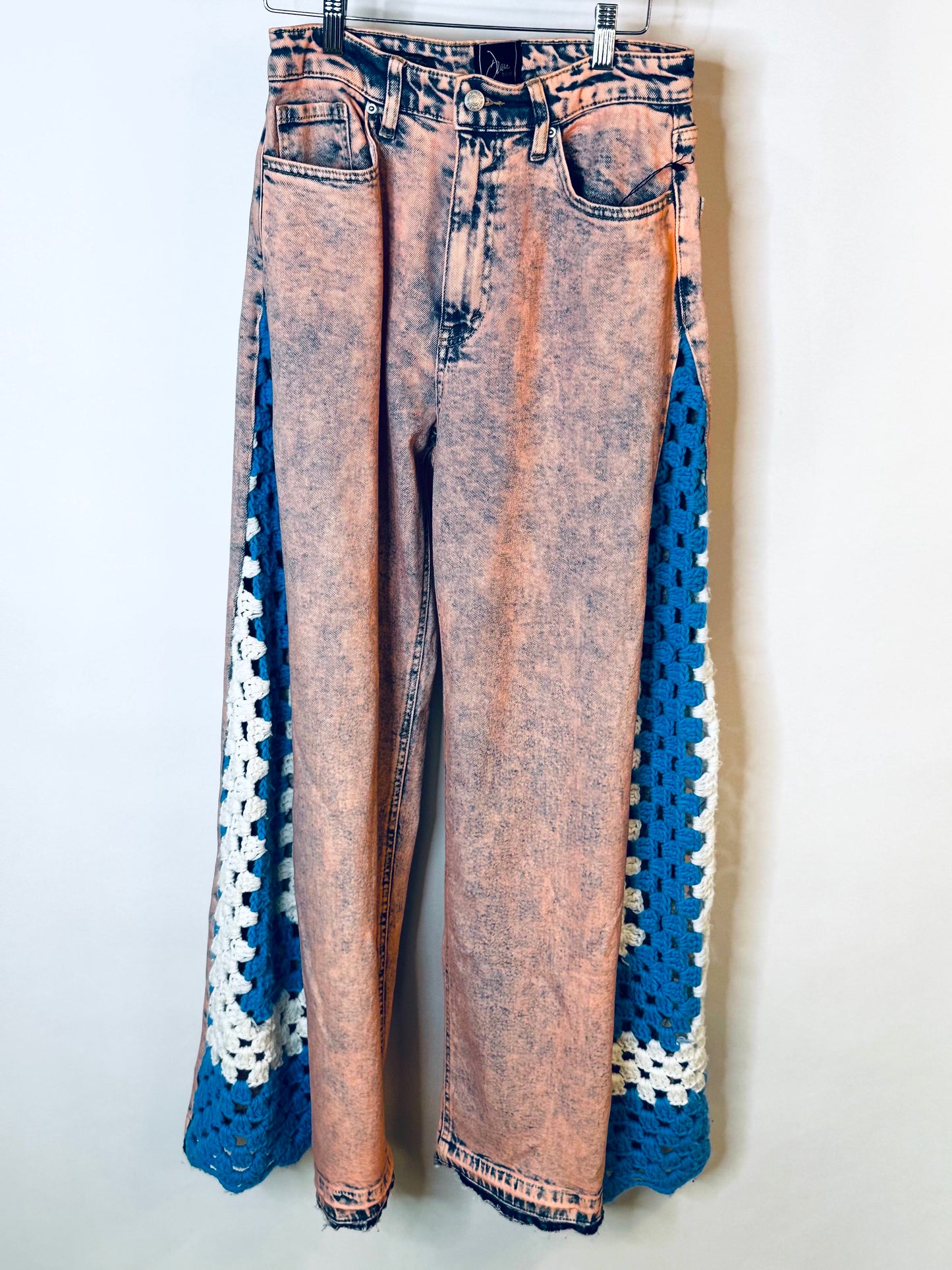 pink stone wash meets crochet [6/28]