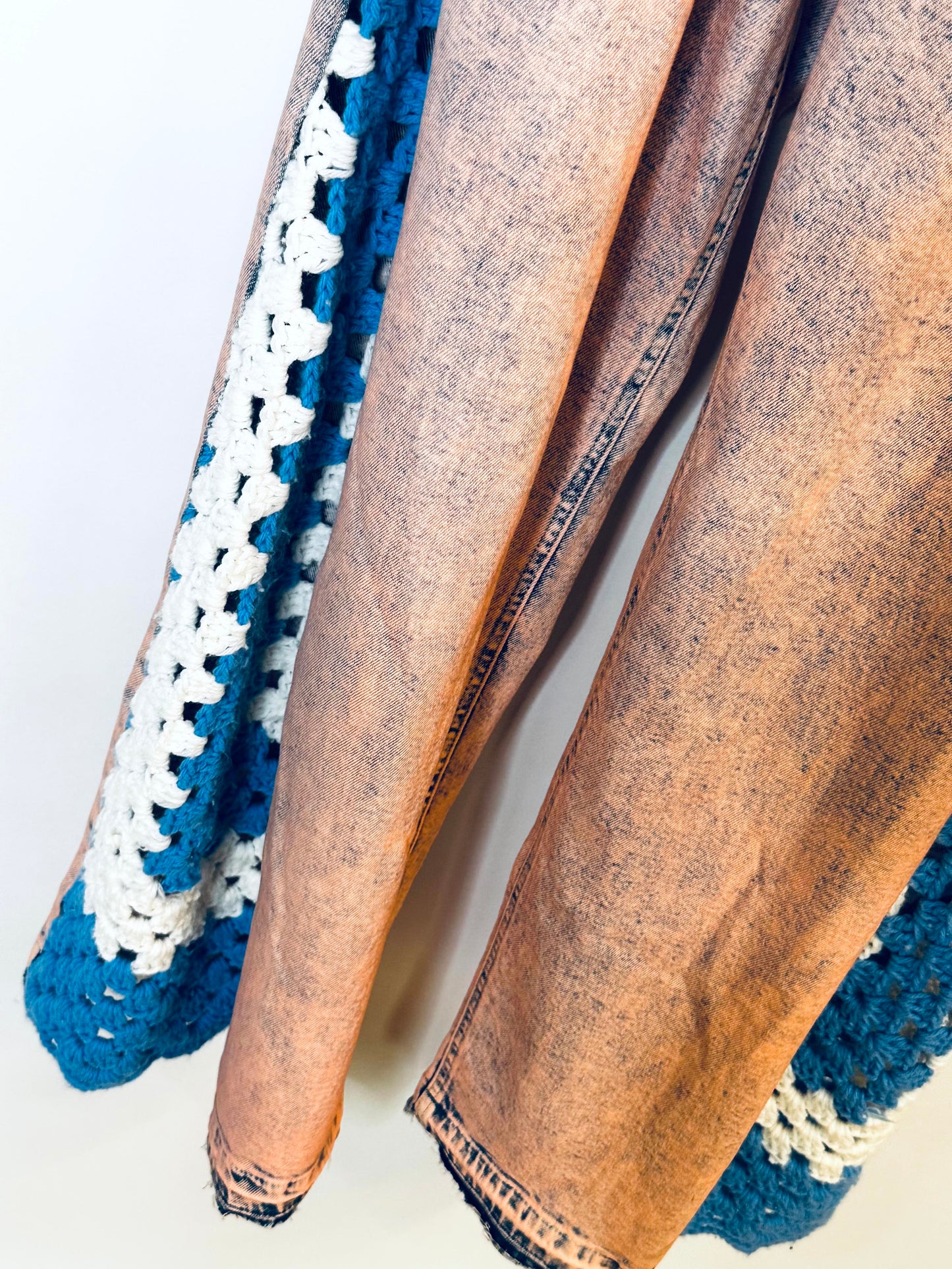 pink stone wash meets crochet [6/28]