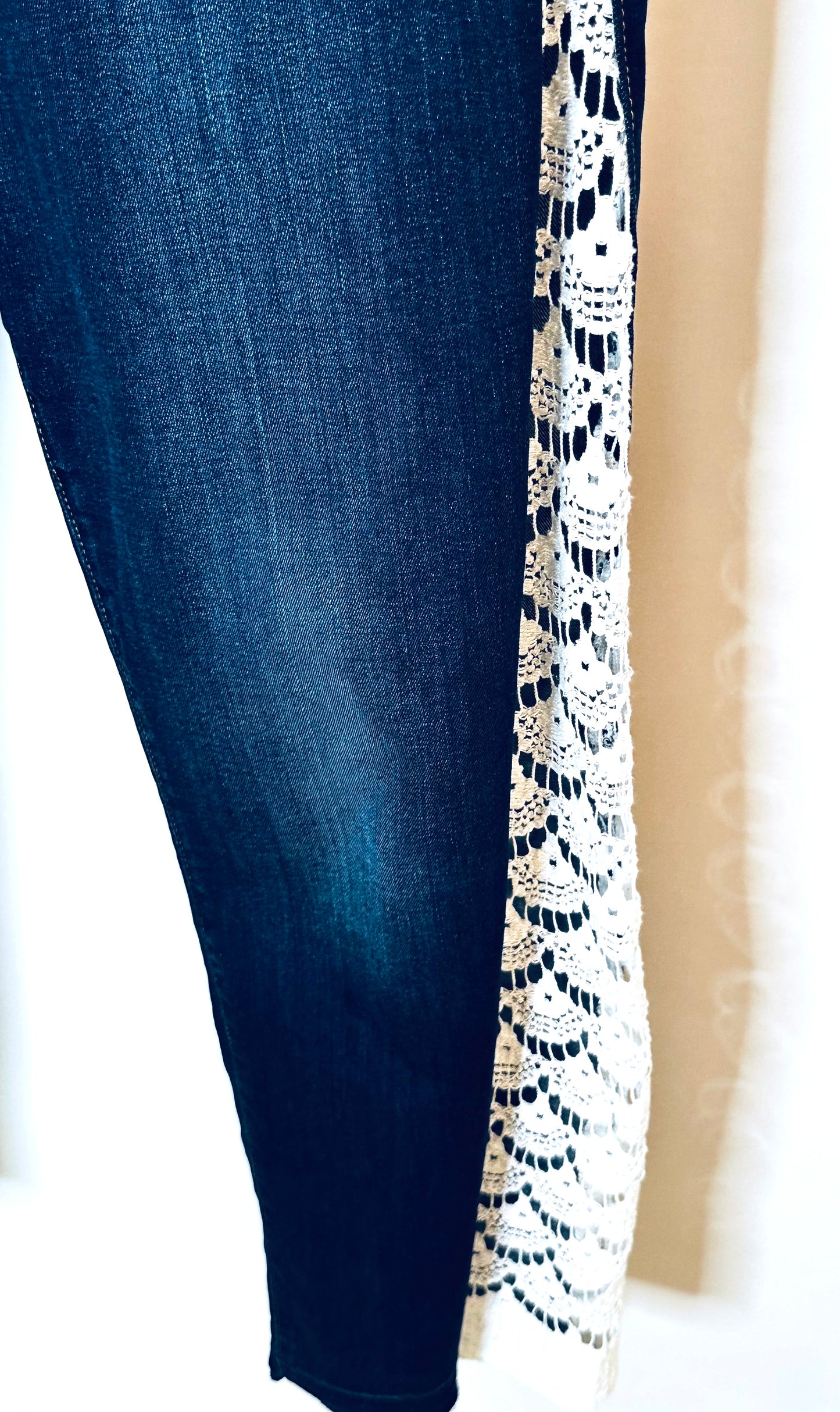 scallop crochet lace lucky denim bells [8/29]