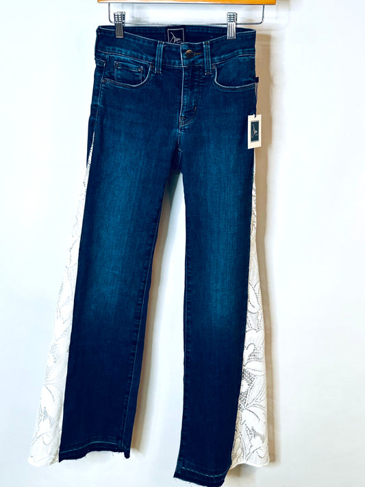levi + lace denim bells [8/29]