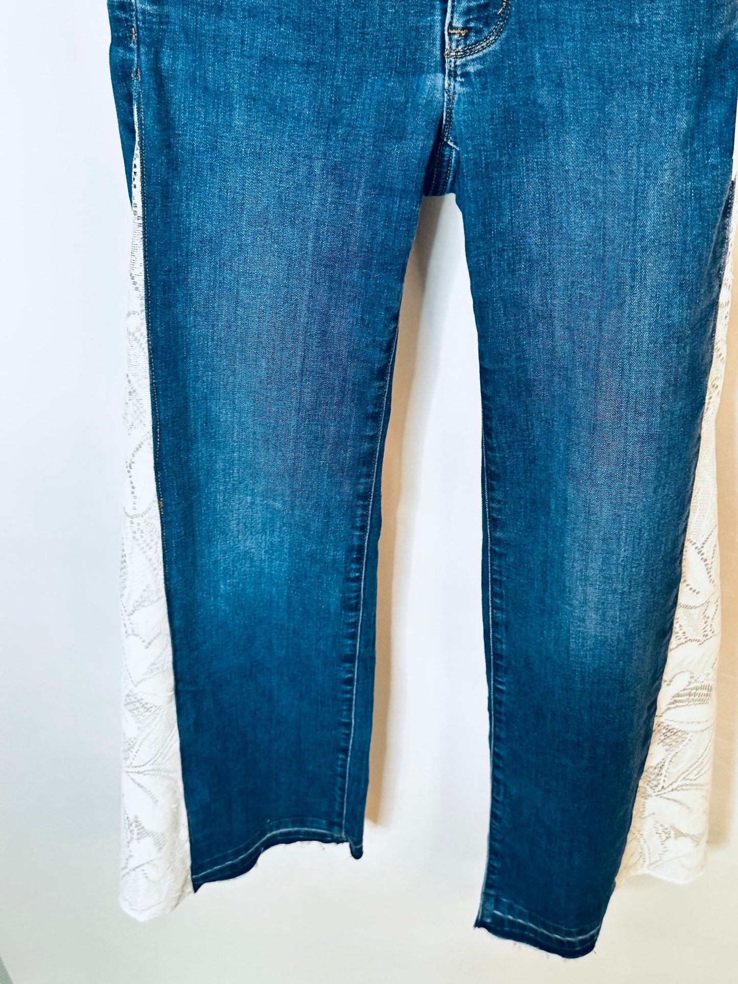 levi + lace denim bells [8/29]