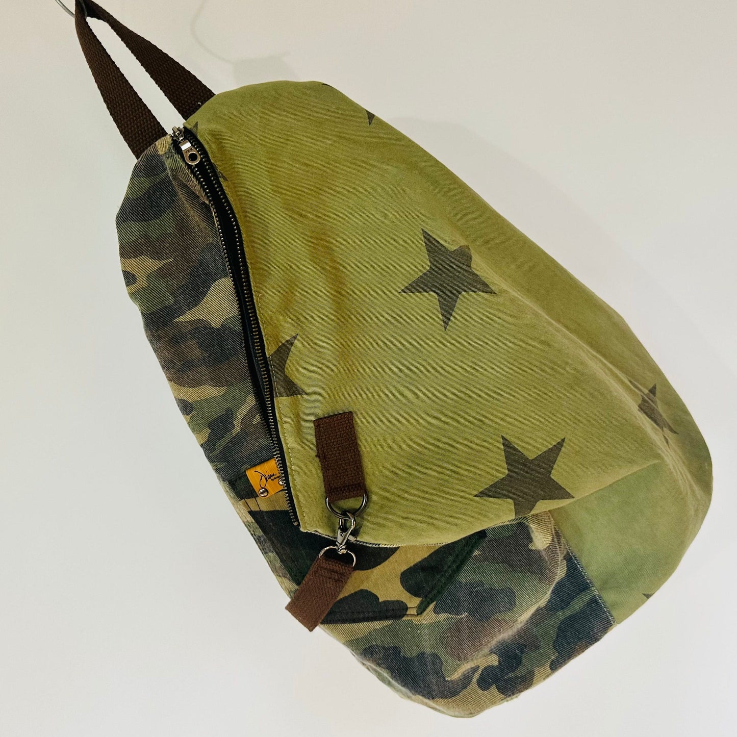 the cargo hauler sling bag