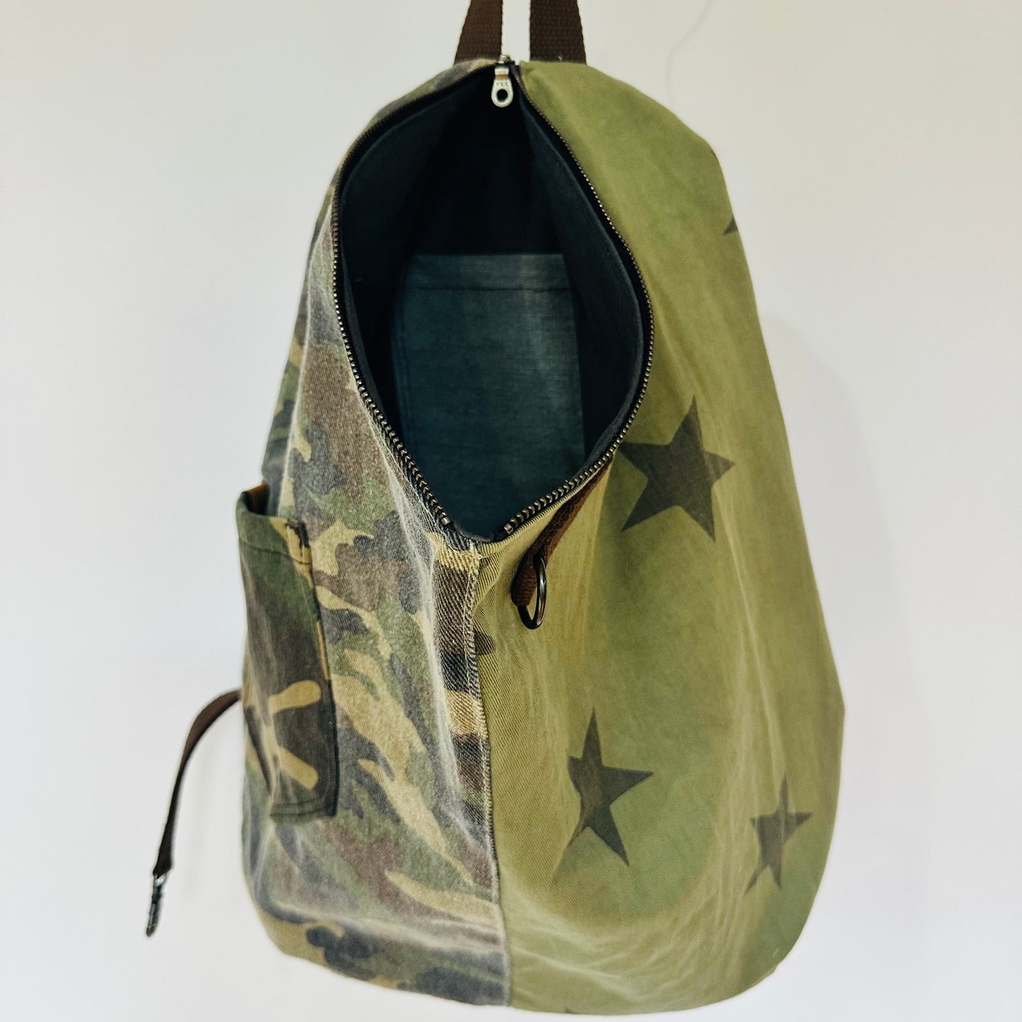 the cargo hauler sling bag